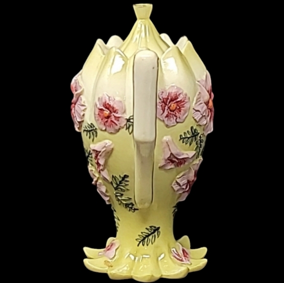 MINI DECORATIVE  SCALLOPED MINIATURE TEAPOT - NINI - Picture 4 of 12